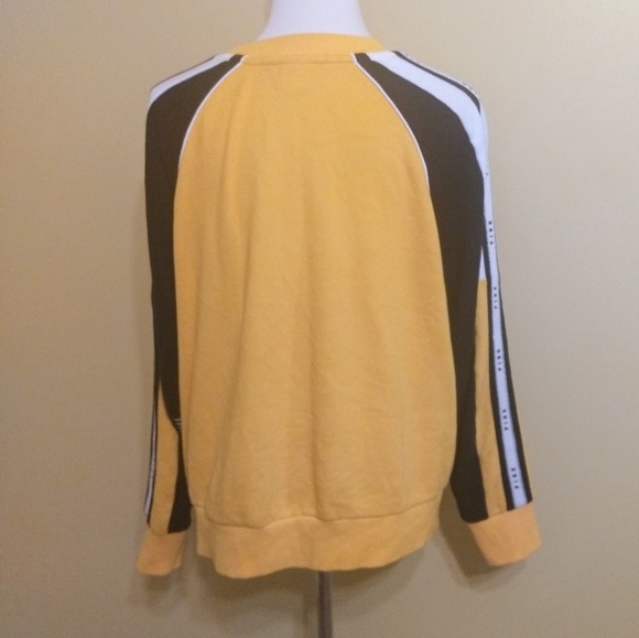 Victoria's secret PINK sweatshirt sz small - Picture 5 of 5